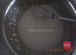 电压力锅蛋糕的做法图解3