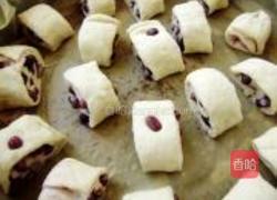 蓝莓酱红豆卷的做法图解7