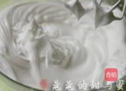 乳酪草莓蛋糕的做法图解3