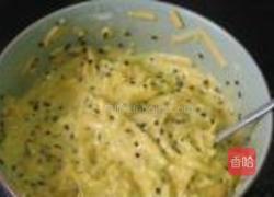 黑芝麻地瓜蛋饼的做法图解5