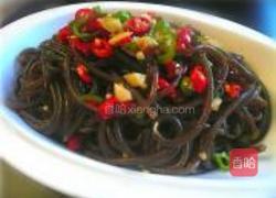 凉拌蕨根粉的做法图解3