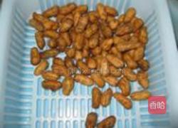 甘草薄荷花生的做法图解1