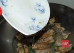 青蒜焖带鱼的做法图解9