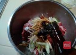 京味儿烤肉炒饭的做法图解1