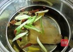 鸭血粉丝汤的做法图解7