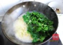 黄豆芽菠菜汤的做法图解5