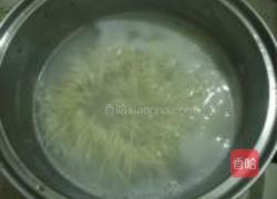 茼蒿清汤面的做法图解4