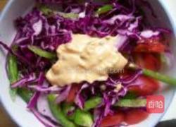 紫甘蓝沙拉的做法图解5