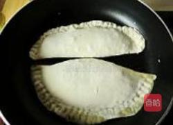 韭菜盒子的做法图解13