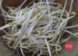 青炒黄豆芽的做法图解1
