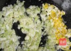 酸包菜剁椒炒饭的做法图解5