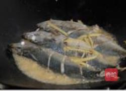 姜丝煮鲅鱼的做法图解7