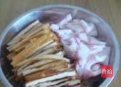 花肉炒香干的做法图解2