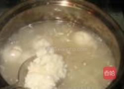 银耳酒酿汤圆的做法图解5