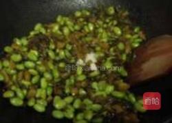 咸菜炒毛豆的做法图解10