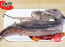 油泼鱿鱼的做法图解1