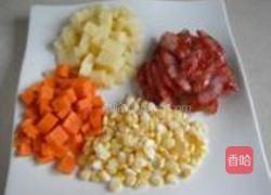 腊肠土豆焖饭的做法图解3