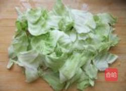 卷心菜炒鸡翅的做法图解4