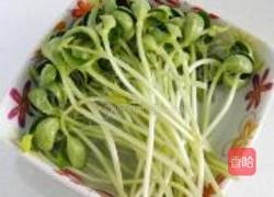 豆苗牛丸汤的做法图解2