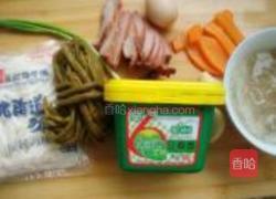 酸豆角酱乌冬面的做法图解1