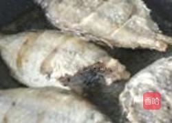 蒜烧香菇鱼的做法图解6