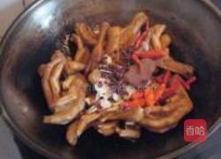 麻辣鸭掌的做法图解5
