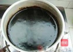 龟苓膏拌黄桃的做法图解2