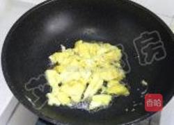 鲜虾鸡蛋炒饭的做法图解11