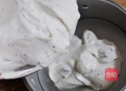 黑芝麻天使蛋糕的做法图解6