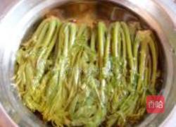 香椿芽滑蛋的做法图解2