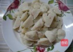 蛋炒鱼丸的做法图解1