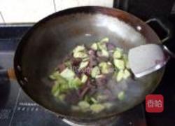 西葫芦炒猪血的做法图解7