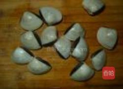 蛤蜊芥菜鸡汤的做法图解1