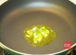 豆干炒紫甘蓝的做法图解4