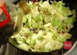 剁椒包菜的做法图解8