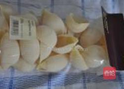 鸡油菌酱肉贝壳面的做法图解1