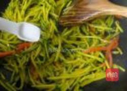 甜椒炒南瓜丝的做法图解5