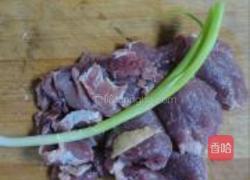 肉末蒸蛋羹的做法图解1