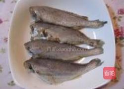 橄榄油香煎小黄鱼的做法图解1