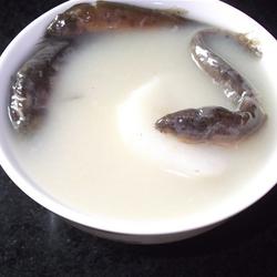 泥鳅淮山汤的做法[图]