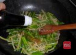 蒜薹土豆丝炒肉的做法图解5