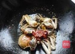 螃蟹辣豆腐的做法图解7