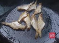 剥皮鱼炸酱面的做法图解7