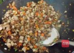 茶树菇鲜肉包的做法图解4