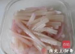 茶树菇爆鱿鱼丝的做法图解1