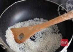 炒米粥的做法图解1