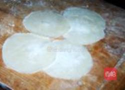 猪肉胡萝卜水饺的做法图解8