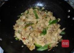 尖椒炒干豆腐的做法图解8