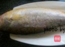 酸甜黄花鱼的做法图解1
