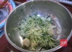 豆渣黄瓜丝饼的做法图解2